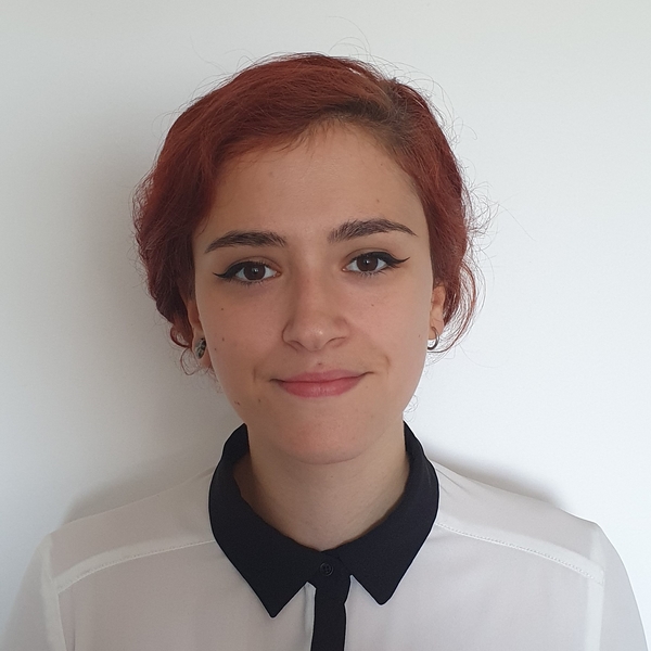 Anissa - Prof de biologie - Wissous