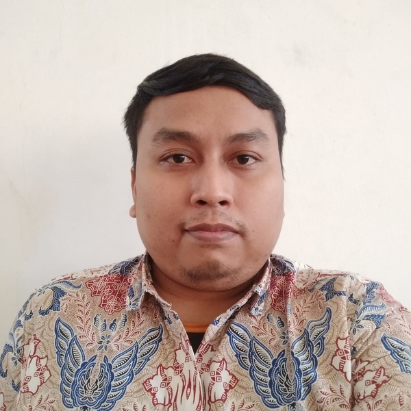 Bayu - Guru ilmu komputer dasar - 