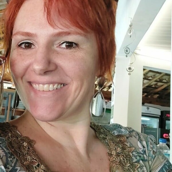 Fernanda - Professor de português para estrangeiros - 