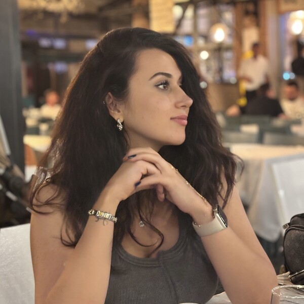 Gönül Buse - İnkılap öğretmeni - İstanbul
