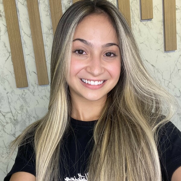 Yasmin - Prof de inglês - Recanto da Lagoa