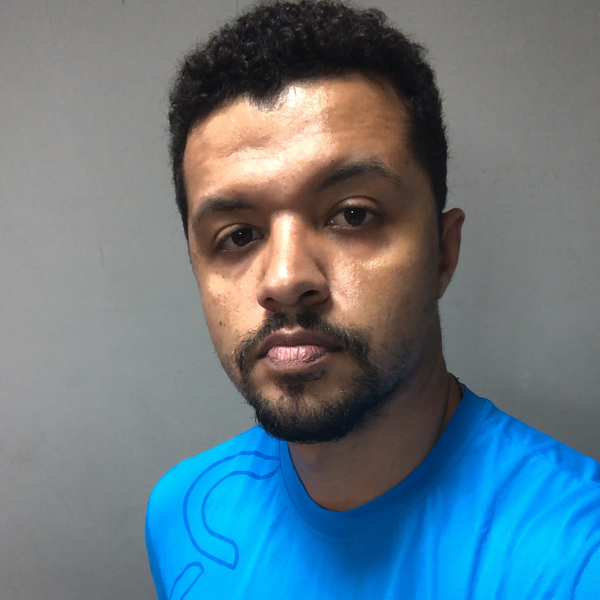 Carlos - personal trainer - 