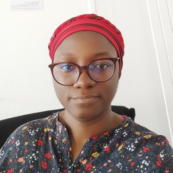 Claudia - Prof de français - Ivry-sur-Seine