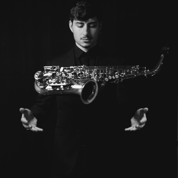 Juan - Prof saxophon - Wien