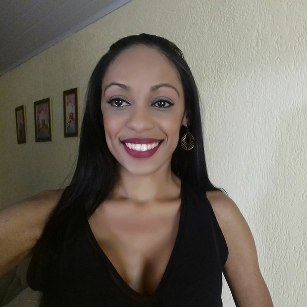 Luciana - Prof de farmacologia - 