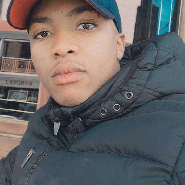 Buntu - Maths tutor - Cape Town