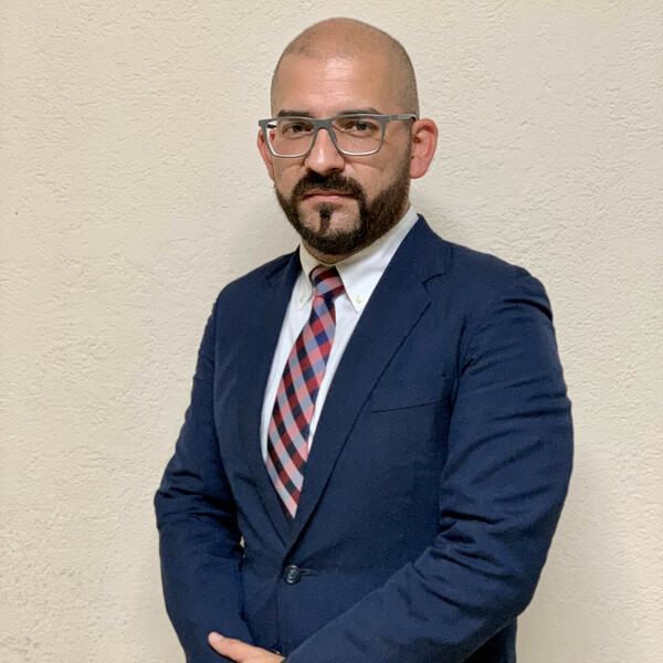 Holiver - profesor de derecho civil - 