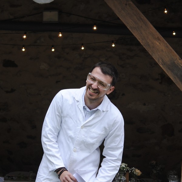 Valentin - Prof de physique - chimie - Mitry-Mory