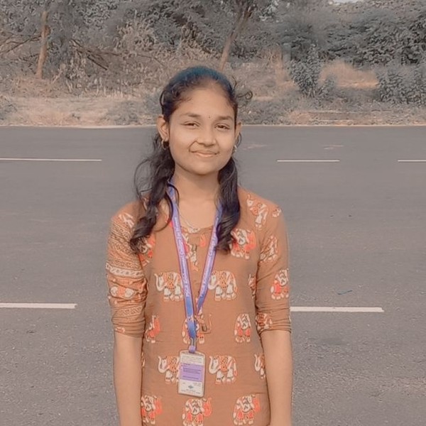 Annapoorani - English tutor - Kombakadu