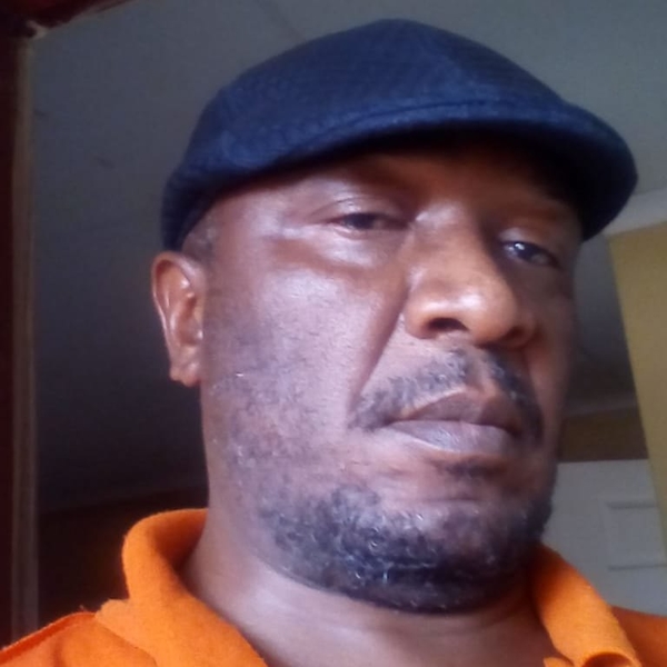 Douglas - Chemistry tutor - Middelburg