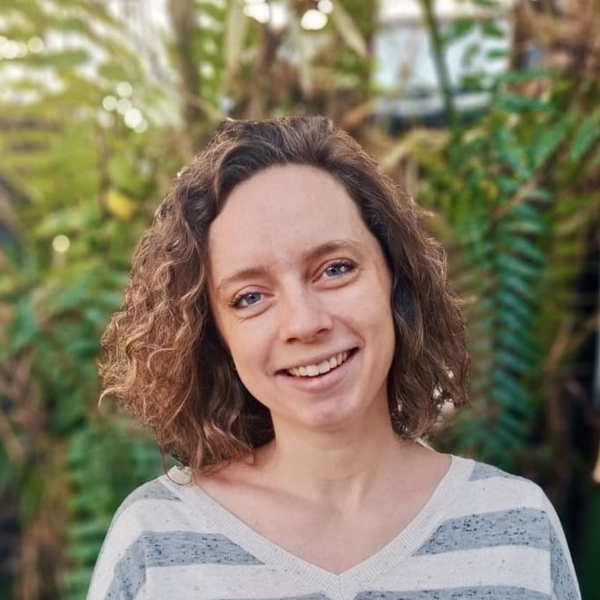 Camille - Prof de maths - Sales