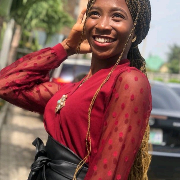Mhiz Joy - Fashion design tutor - Ikeja