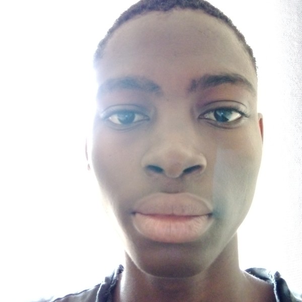 Victory - English tutor - Agbor