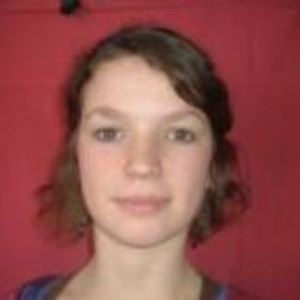 Hélène - Sortie d'école & baby-sitting - Saint-Cyr-sur-Loire