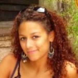 Laura - Prof de biologie - Paris