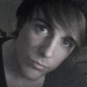 Adrien - Prof de management et gestion d'entreprise - La Celle-les-Bordes