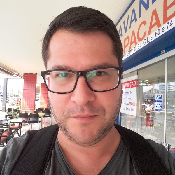 Marcus - Professor de inglês - 
