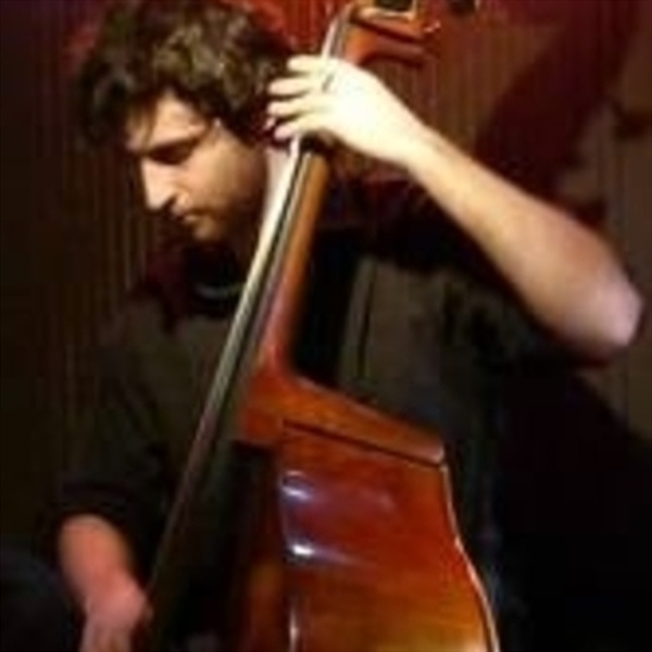 Antoine - Prof de basse - Poissy