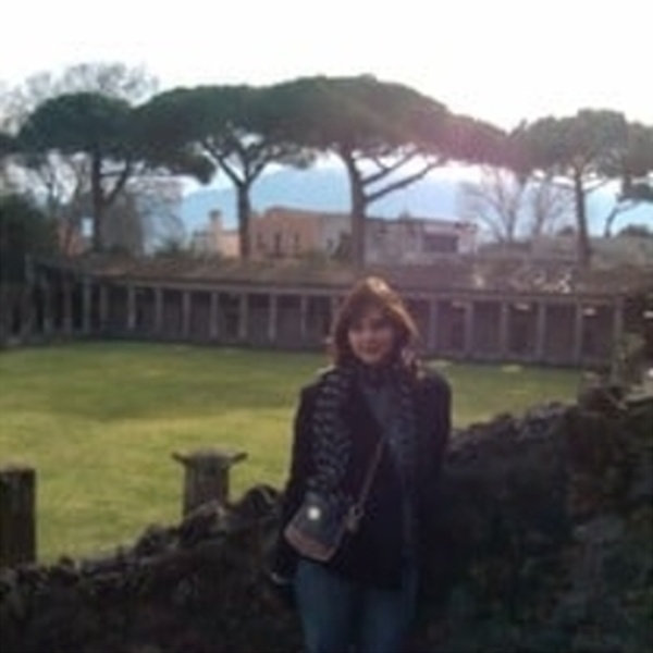 Yasmine - Prof de philosophie - Toulouse