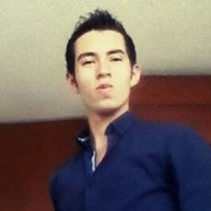 Iván - Profesor de física - Bogotá