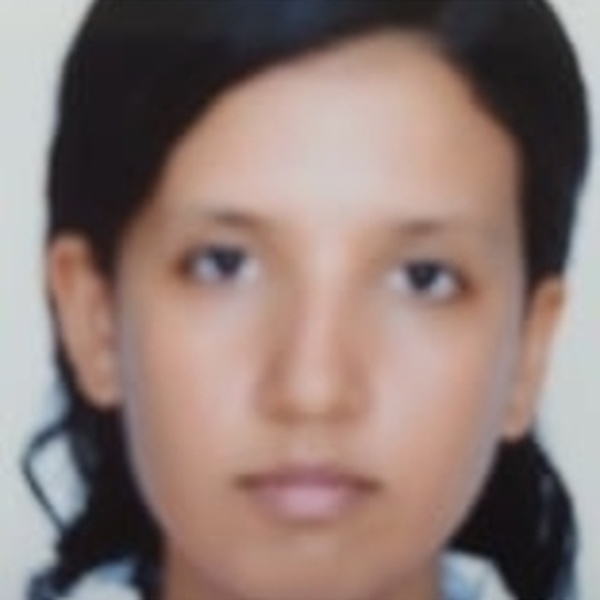 Riham - Prof de maths - Metz
