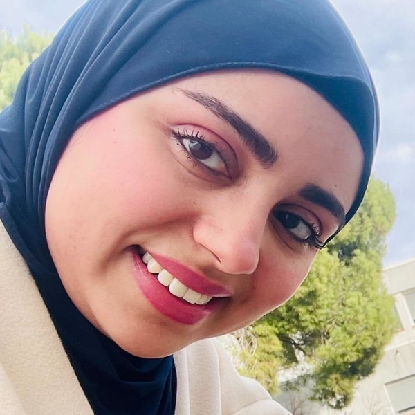 Manal - Prof d'arabe - Montpellier