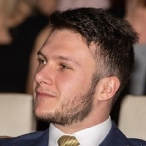 Valentin - Prof de programmation - Vaires-sur-Marne