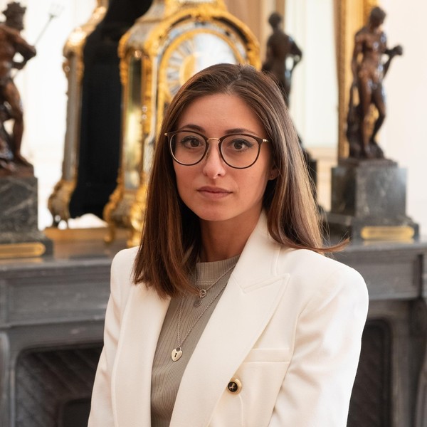 Anna - Prof d'histoire - Boulogne-Billancourt