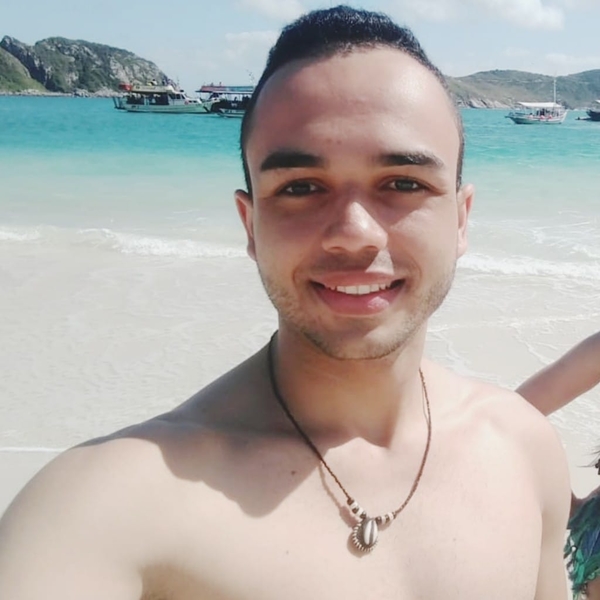 Douglas - Professor de português para estrangeiros - França