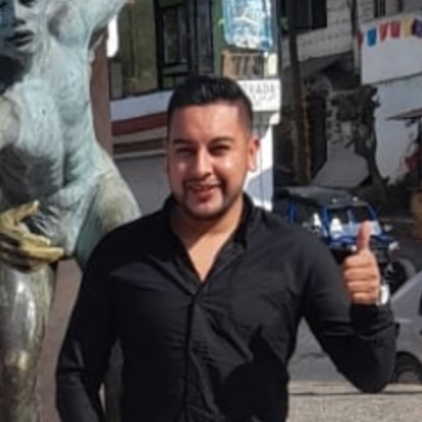 Oscar - Profesor de matemática - Toluca de Lerdo