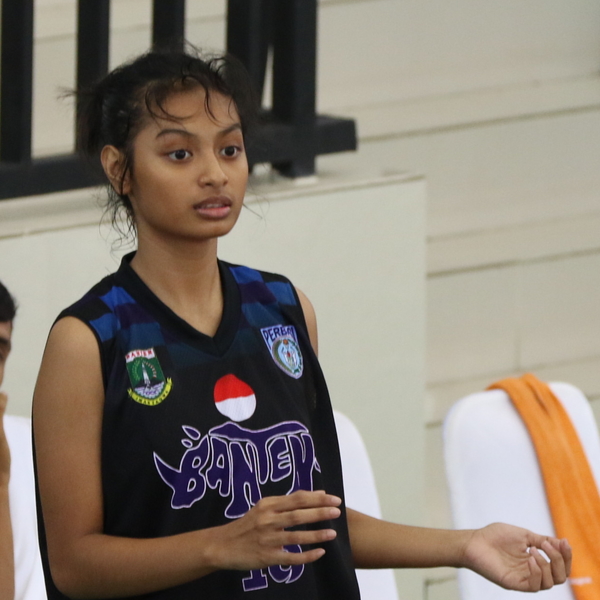 Jefellina - Guru bola basket - Tangerang