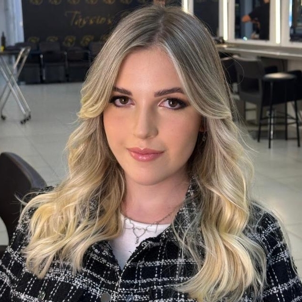 Amanda - Professor de português para estrangeiros - Éden
