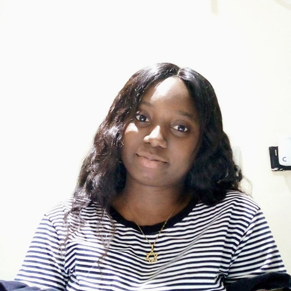 Pearl - French tutor - Lagos