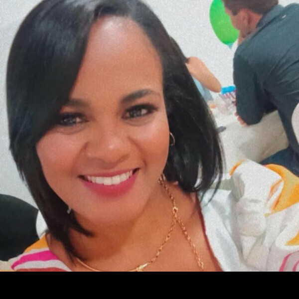 Tayná - Professor de português para estrangeiros - 