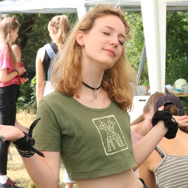 Júlia - zeneszövegíró magántanár - Budapest
