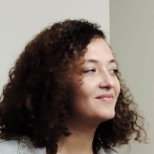 Dounia - Prof de maths - Montévrain