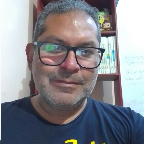 Ricardo - Prof matemáticas - Lima