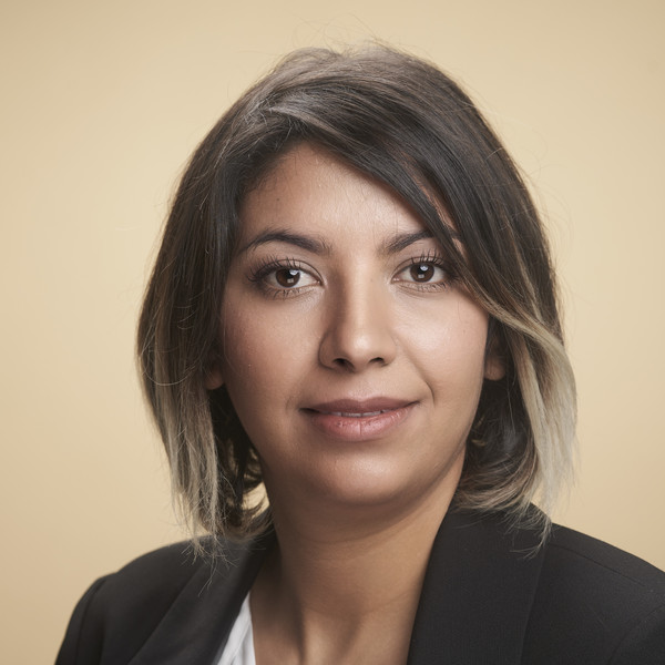 Mounira - Prof d'arabe - Neuchâtel