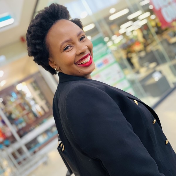 Zandile - Other languages tutor - 