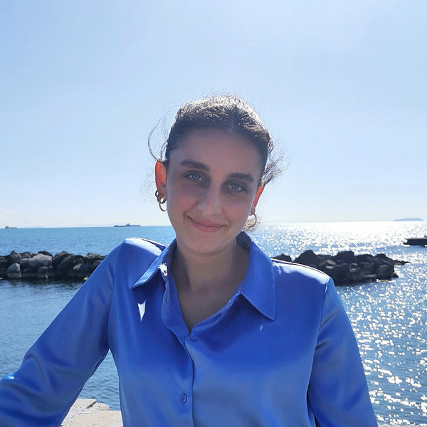 Chiara - Insegnante di chimica - Vetralla