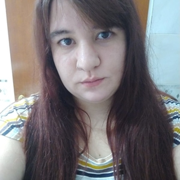 Julieta - Profesor de historia y geografía - Bahía Blanca