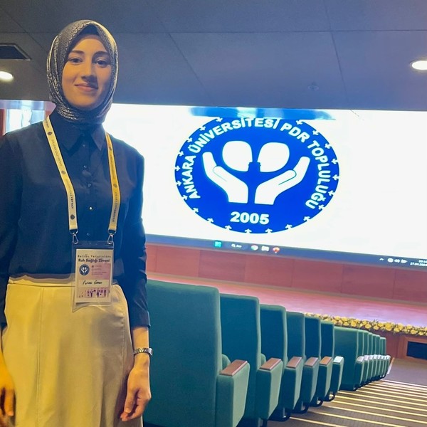 Fatma - Türkçe öğretmeni - Dinar