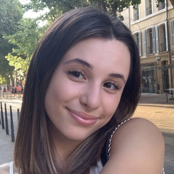 Beatrice - Prof d'aide aux devoirs - Menton