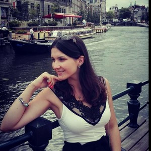 Oksana - Prof de russo - Lisboa