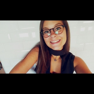 Clémence - Prof de néerlandais - La Louvière