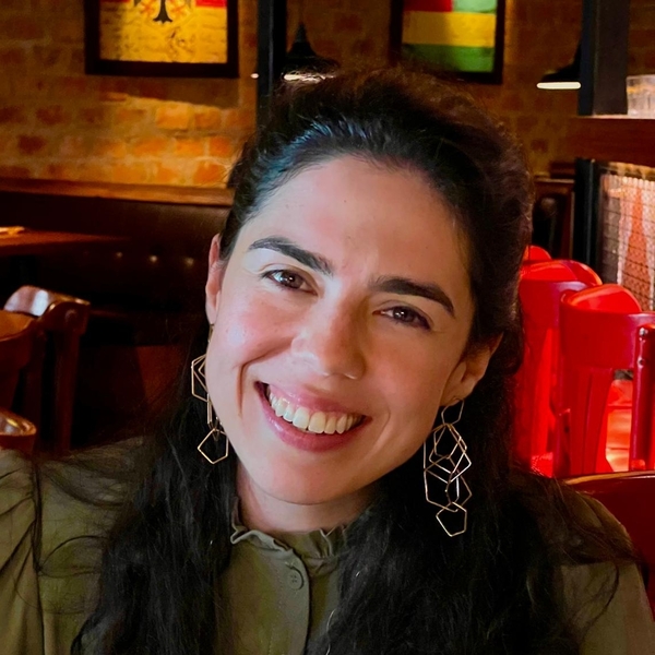 Vanessa - Professor de português para estrangeiros - Belas