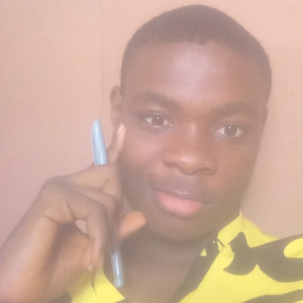 Ifeanyi - History tutor - 400107