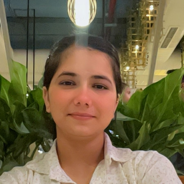 Raveena Rawat - English tutor - Gurugram