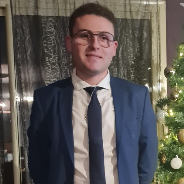 Enzo - Prof de maths - Montpellier