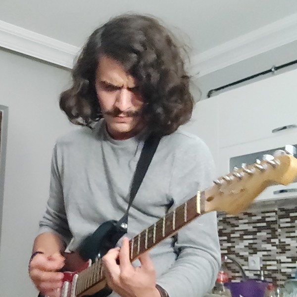 Baha - Bağlama öğretmeni - 